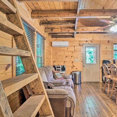 Peaceful Decatur Cabin With Grill And Fire Pit! Exterior photo