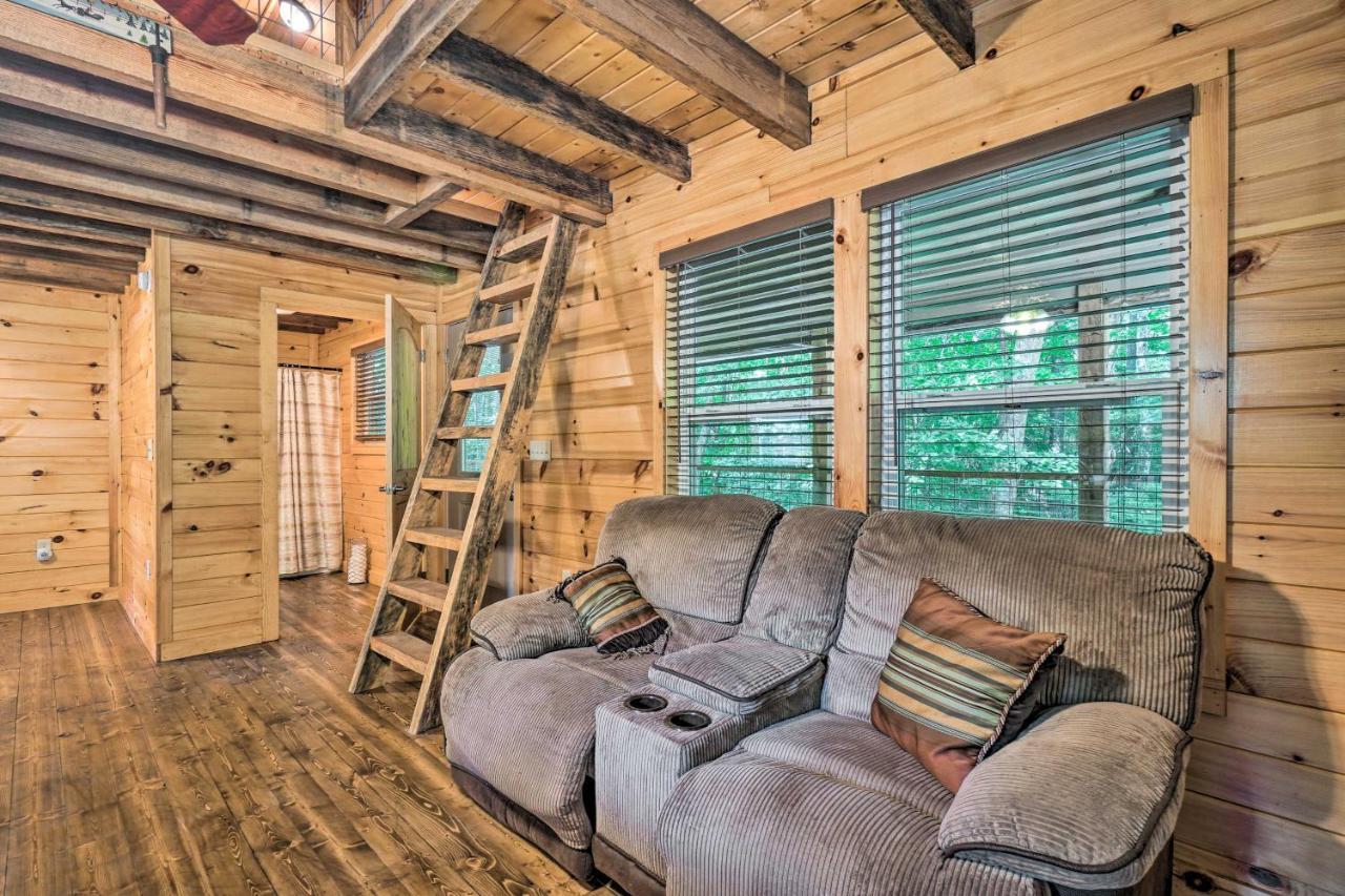 Peaceful Decatur Cabin With Grill And Fire Pit! Exterior photo